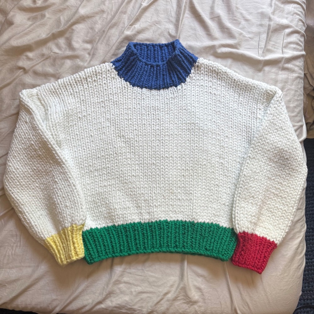 YELLOW THE LABEL white chunky knit contrast long sleeve crew pullover sweater